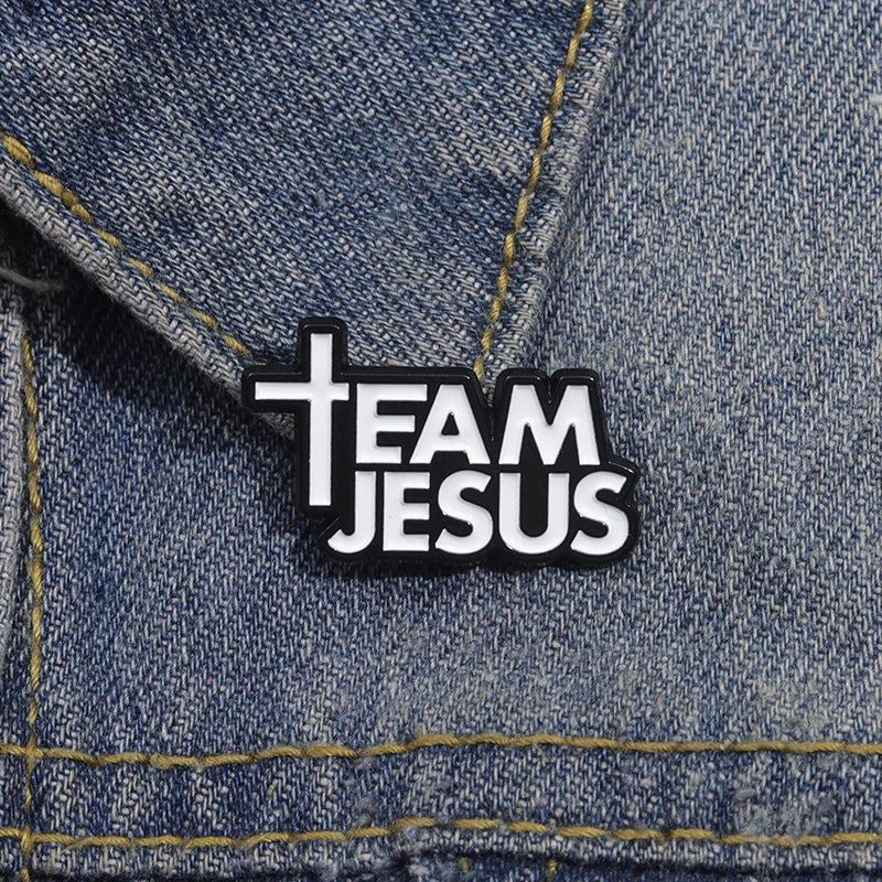 the TEAM JESUS - Jesus Team Cross Enamel Pin, Christianity Metal Brooches Decorative Lapel Badge, Jewelry Accessories