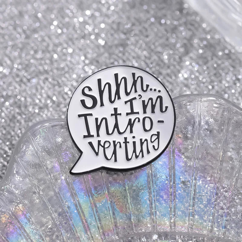 the LIMITED EDITION - Start Each Day with a Grateful Heart Enamel Pins, Custom Quotes Positive Phrase Metal Brooch Lapel Badge Jewelry Gift for Friends